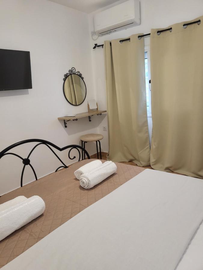 Houlia Home Διαμέρισμα Με Δωρεάν Χώρο Στάθμευσης Steniaí Екстериор снимка