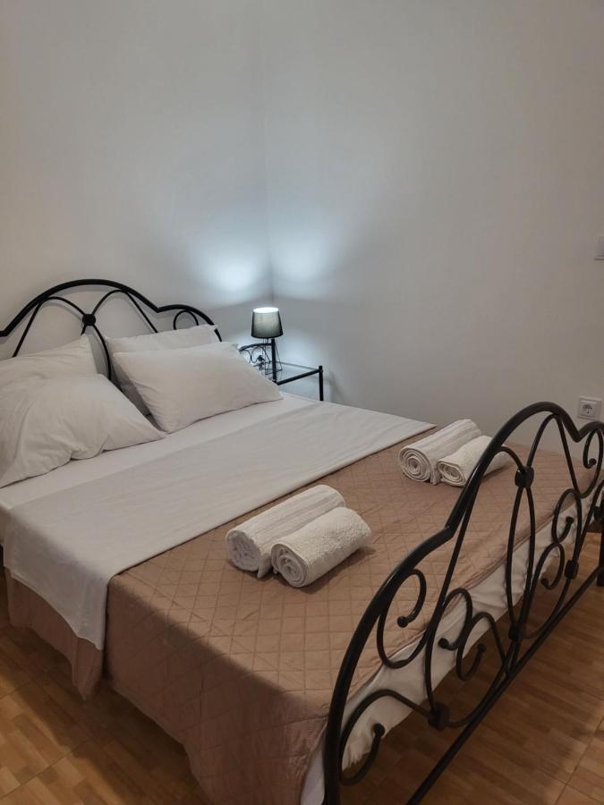 Houlia Home Διαμέρισμα Με Δωρεάν Χώρο Στάθμευσης Steniaí Екстериор снимка